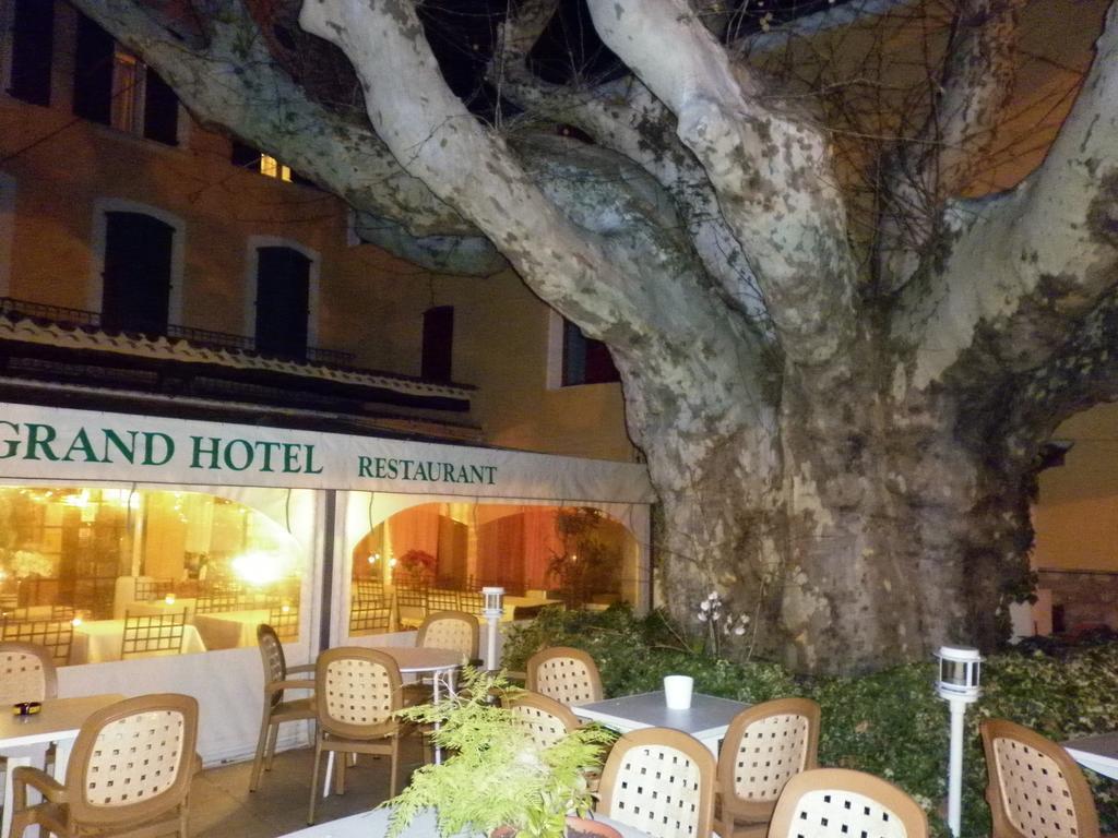 Le Grand Hotel オープス エクステリア 写真